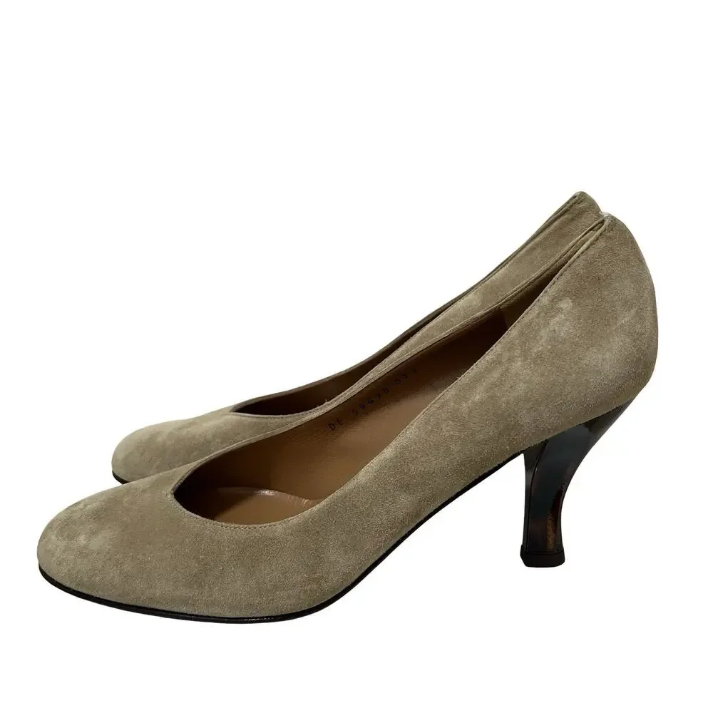 Salvatore Ferragamo‎ Womens Classic Suede Pumps Size 8.5 NARROW Taupe Heels